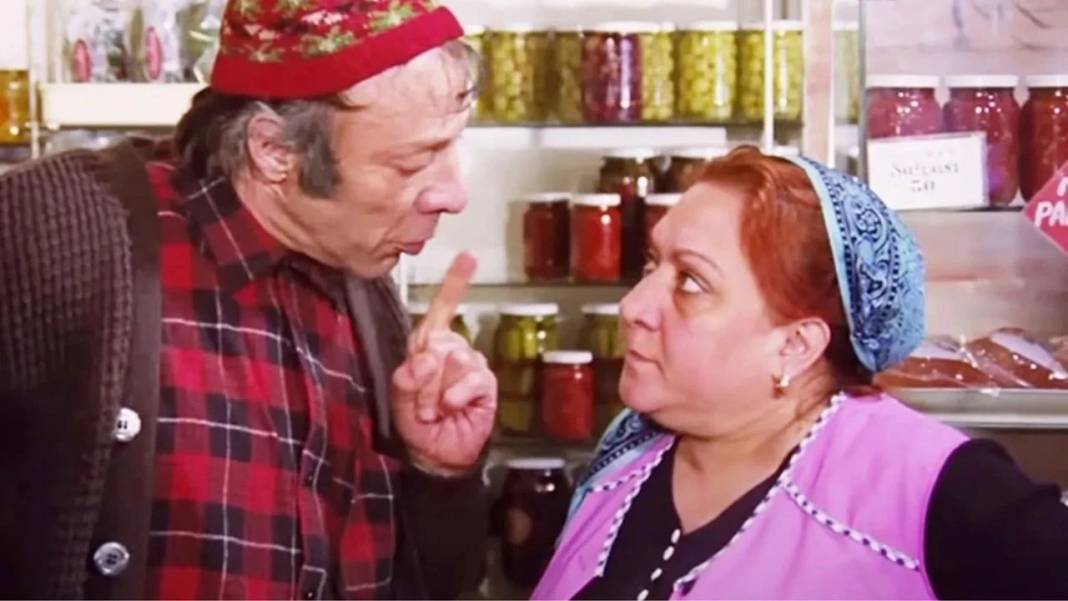 Hababam Sınıfı’nın Hafize Ana’sıydı! Adile Naşit’in kökenini öğrenince çok şaşıracaksınız! 6